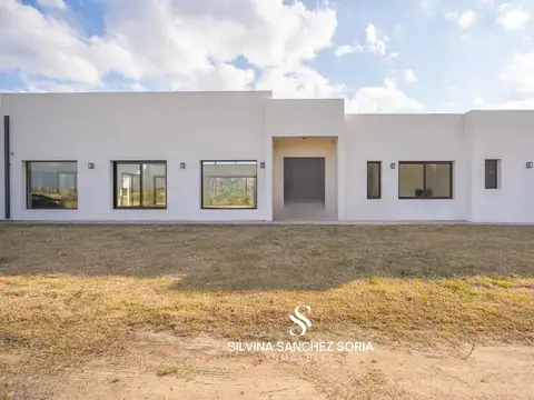 CHACRA 5 AMBIENTES EN VENTA LAS VIZCACHAS