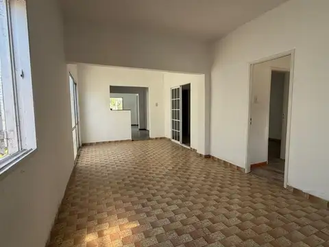 Casa en Venta en Los Hornos, USD 80.000