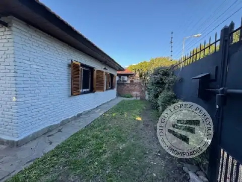 Impecable Casa de 4 amb en el Barrio Altos del Golf, Olivos