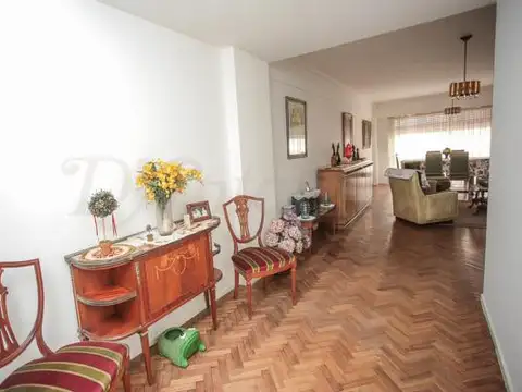 Departamento 4 ambientes con 2 baños