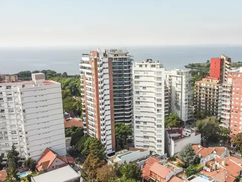 Venta Piso 14 Exclusivo en La Lucila con Vista al Río – Torre Bouchard