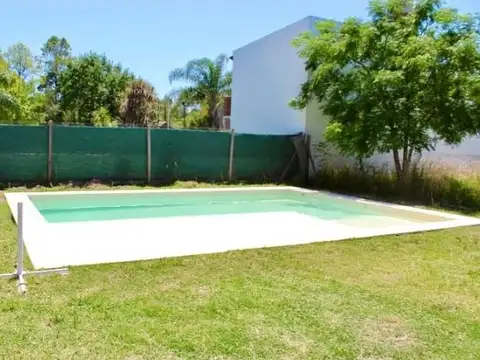 Casa en costos de alameda