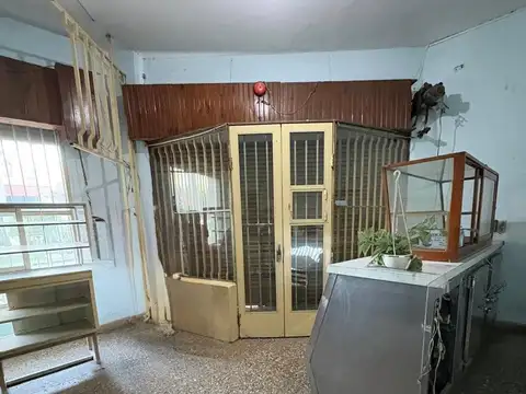 VENTA CASA 4 AMBIENTES CON LOCAL RAFAEL CASTILLO