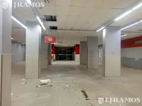 Local en Venta 40 años