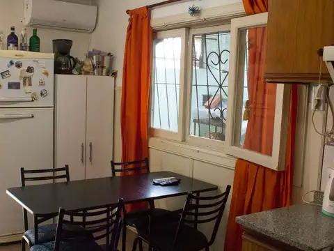 Casa en venta en Villa Ballester ACEPTA PERMUTA