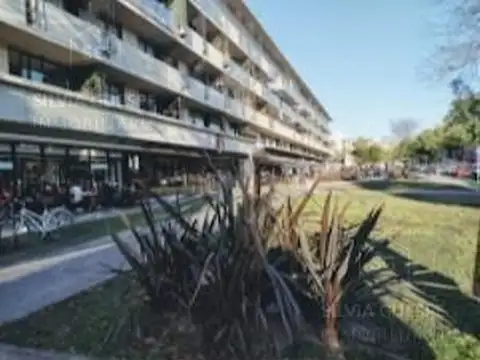 Local en Venta en Villa Urquiza, USD 275.000