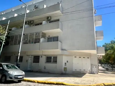 Alquiler departamento 1 ambiente c/balcón  en Liniers