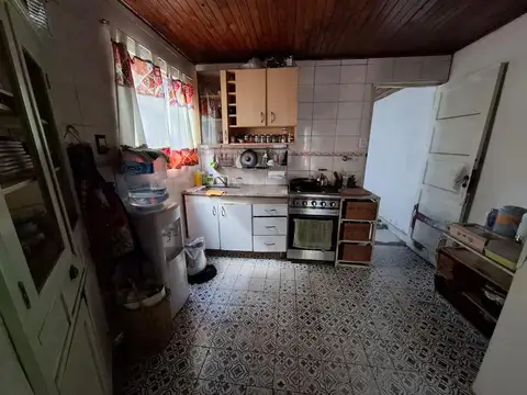 LOTE 10 x 43,40 MTS. PREMOLDEADA 3 AMBIENTES