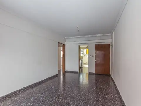 VENTA DEPARTAMENTO 3 AMBIENTES CON BALCÓN. CABALLITO
