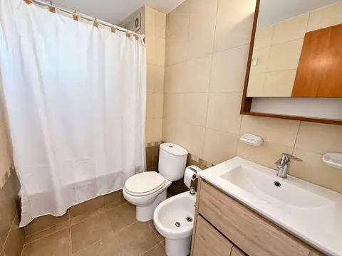 Departamento de dos dormitorios con cochera - San juan 2638