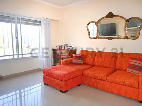 Casa en Venta en Valentin Alsina, USD 89.900