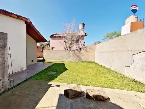 Depto Tipo Casa en Venta con 2 cocheras