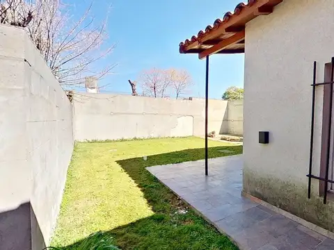 Depto Tipo Casa en Venta 26 años