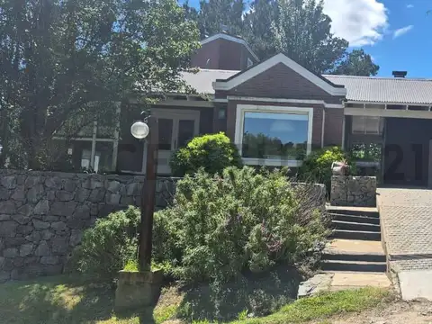 En VENTA CASA EN COUNTRY "Sierras de Tandil" -