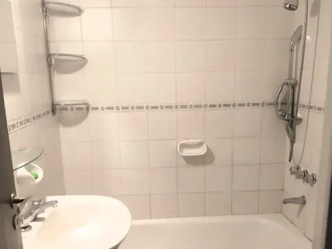 Departamento en Alquiler en Villa Real, $ 600.000