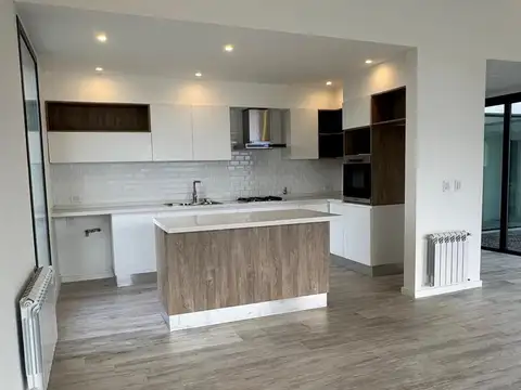 Casa en Venta al Este