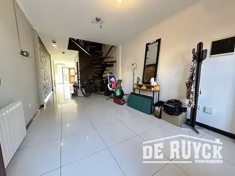 Casa en Venta en Quilmes, USD 120.000