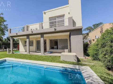 Venta - Casa en Barrio Los Tilos La Cañada de Pilar