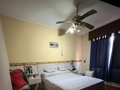 VENTA CASA CALlE INDEP. LAS HERAS 3 HABITACIONES