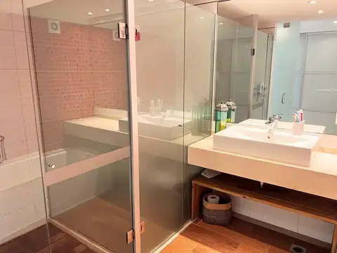 Departamento en Venta con 2 cocheras