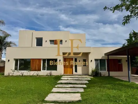 VENTA CASA EN SAN MATIAS