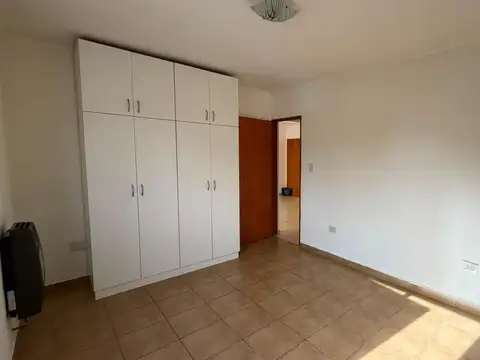 Departamento en Alquiler en Campana, $ 650.000