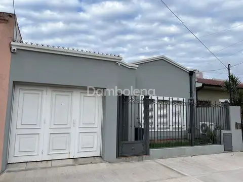Casa en Venta en Haedo, USD 270.000