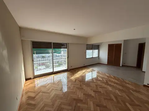 DEPARTAMENTO VENTA 4 AMBIENTES BARRACAS PARRILLA COCHERA