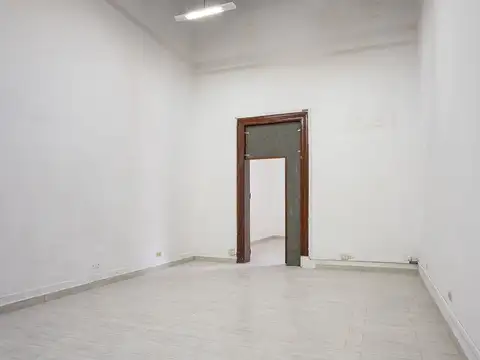 Oficina en Alquiler 57 años