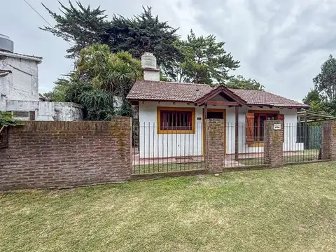 VENTA 2 CASAS EN BLOCK ATLANTIDA SANTA CLARA
