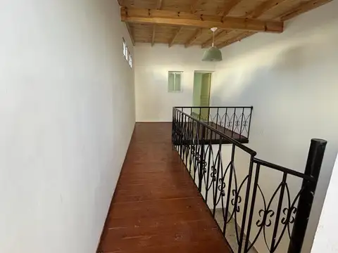 Depto Tipo Casa 4 ambientes con 1 baño