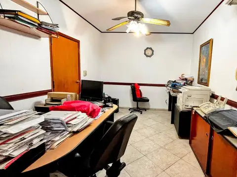 Carlos Pellegrini 600