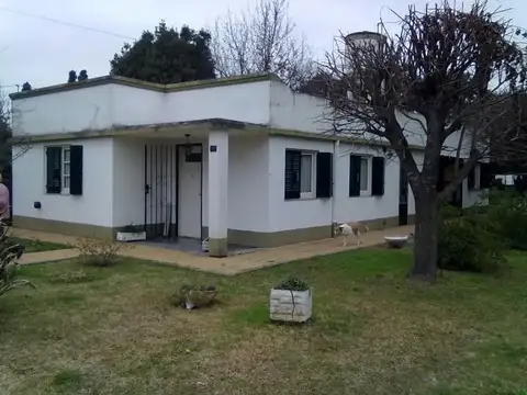 Hermosa Casa Quinta en Obligado 757, Glew, Alte. Brown