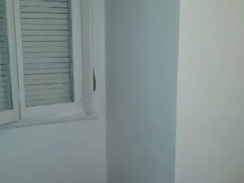 LUMINOSO DEPARTAMENTO A MTS. DE LA ESTACION