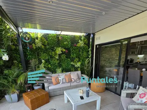 Casa en Barrio Mirasoles De Monte Grande con 3 Dormitorios mas Escritorio y Piscina