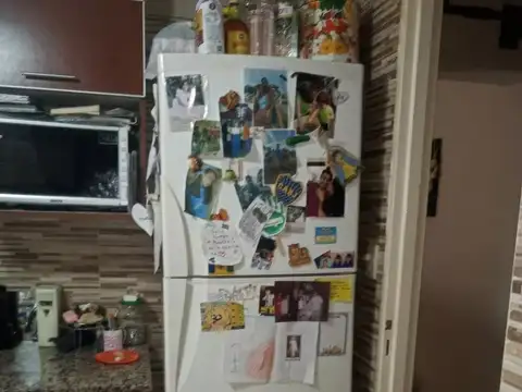 Departamento 4 ambientes con 2 baños