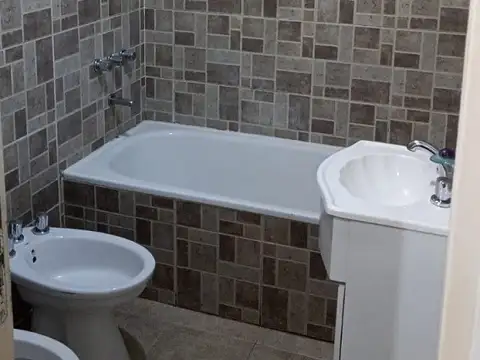 Depto Tipo Casa 3 ambientes con 1 baño