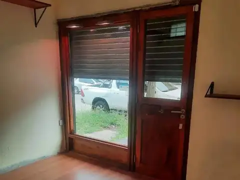 Local en Alquiler en La Plata, $ 400.000