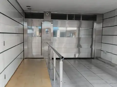 venta Depto 3 Ambientes, Cochera, Balcon, Patio