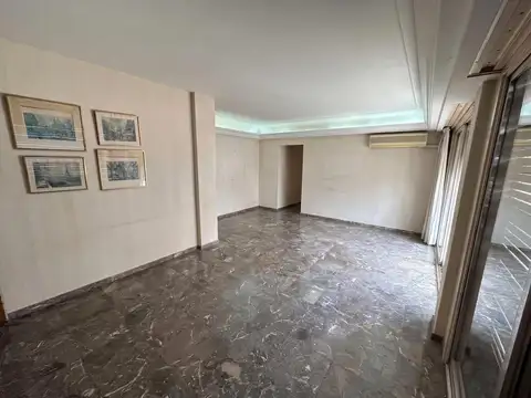 Emilio Mitre 1400