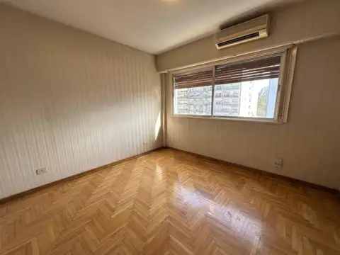 Departamento 5 ambientes con 3 baños