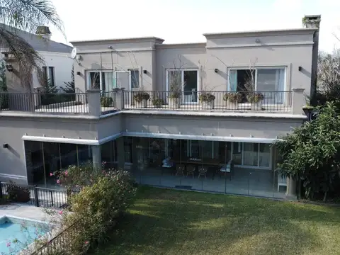 Casa en Venta de 4 dormitorios