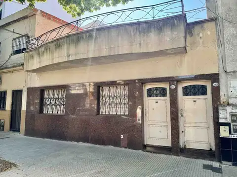 VENTA CASA EN BLOCK 3 PH - Nueva Pompeya