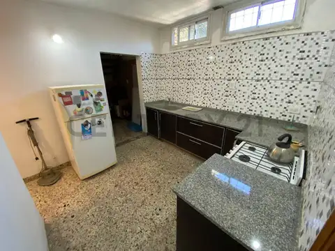 Depto Tipo Casa 4 ambientes con 1 baño