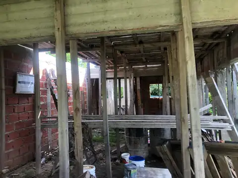 Casa en Venta en City Bell [Cod: 757]