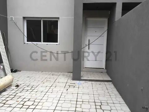 San Carlos 500, Piso 0