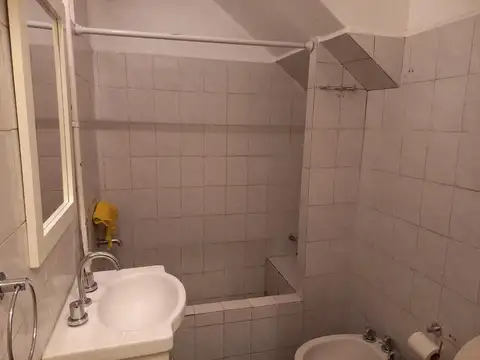 Depto Tipo Casa 2 ambientes con 1 baño