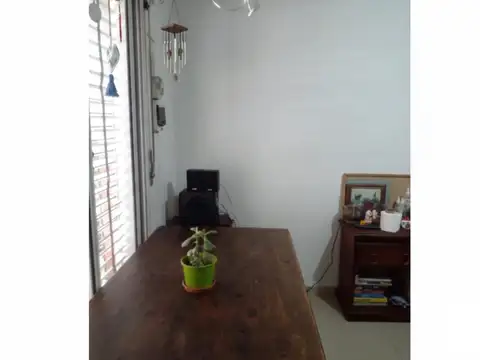 Depto Tipo Casa en Venta en Villa Luzuriaga, USD 44.000