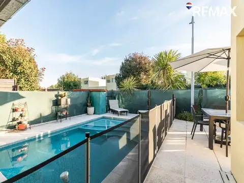 LOS ROBLES Venta Casa 4 amb piscina climatizada