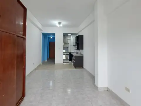 MONOAMBIENTE EN EL BARRIO DE FLORES